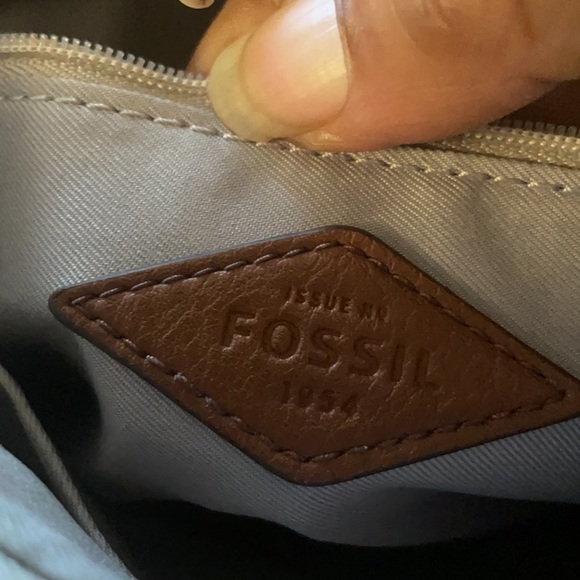 Fossil Crossbody Bag - Picture 9 of 10